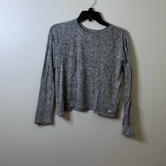 Hollister Women Must Have Collection Gray Longsleeve Shirt Size XS - Picture 1 of 7